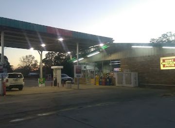 alabama/tombigbee-river/shop/fillin-station