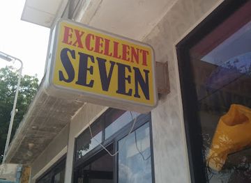 maldives/lhaviyani-atoll/shop/excellent-seven