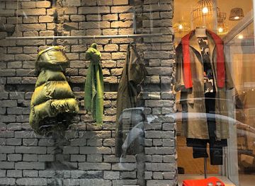 austria/vienna/wieden/shop/siebentage-store