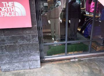 nepal/gokyo-lakes/shop/the-north-face