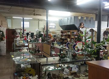 wyoming/cheyenne/shop/funky-monkey-bizz-emporium-a-vendor-consicnment-mall