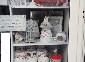 malta/qawra/shop/pandoras-stationery