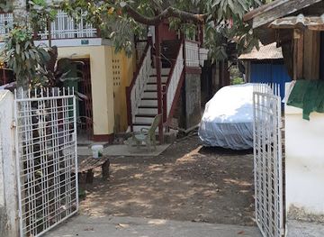 myanmar-burma/sittwe/shop/pa-ya-mi-a-i