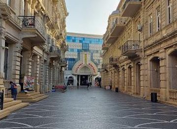 azerbaijan/absheron-peninsula/shop/khaghani-shopping-mall