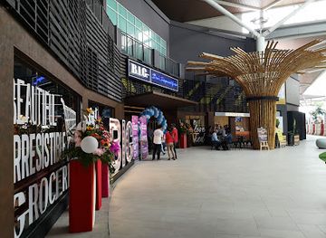 malaysia/johor-bahru/nusajaya/shop/mall-of-medini