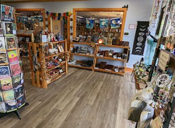 north-carolina/asheville-area/shop/asheville-raven-and-crone