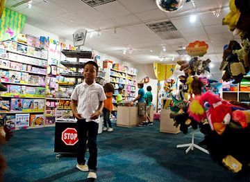 texas/houston/museum-district/shop/fiddle-sticks-toys