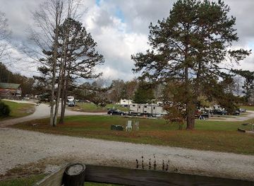 kentucky/sheltowee-trace-national-recreation-trail/shop/sheltowee-trace-adventure-resort
