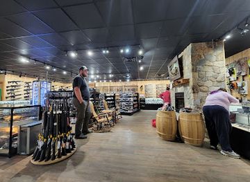 maine/augusta/shop/the-gun-shop-llc