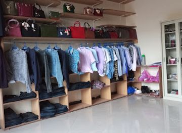 uganda/mbarara/shop/arihard-collections