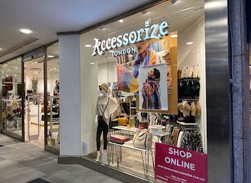 malta/st-julian-s/shop/accessorize