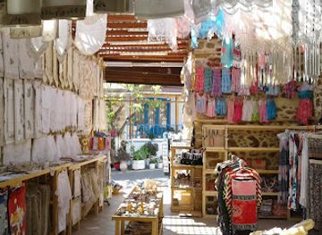 greece/crete/shop/traditional-cretan-products-souvenir-maria
