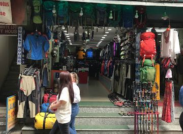 nepal/helambu-trek/shop/alpine-trekking-gears