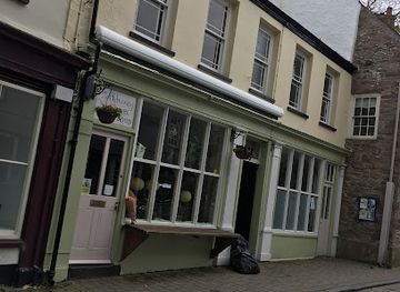 guernsey/st-anne/shop/alderney-flower-shop