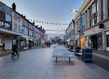 united-kingdom/southend-on-sea/shop/clinton-cards