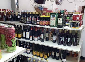 saint-vincent-and-the-grenadines/grenadines/shop/rebecca-s-place-minimart