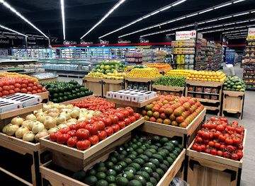 sint-maarten/cole-bay/shop/carrefour-market-colebay