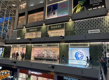 singapore/marina-bay/marina-east/shop/gucci-marina-bay-sands-flagship