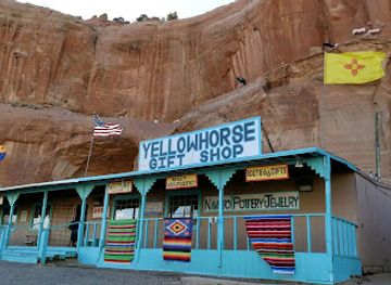 arizona/apache-county/shop/yellowhorse-trading-post