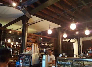 australia/melbourne/southbank/shop/the-bond-store