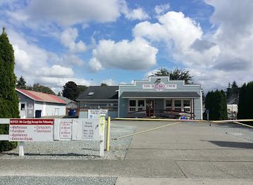 washington/the-skagit-valley/shop/the-walnut-tree-thrift-shop