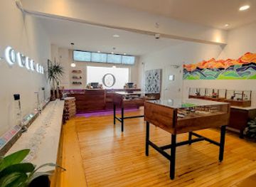 vermont/middlebury/shop/flora-cannabis