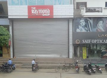 india/varanasi/varanasi-cantt/shop/the-raymond-shop