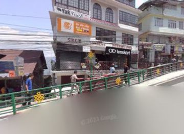 india/gangtok/shop/st-shop