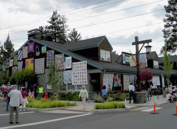 oregon/smith-rock-state-park/shop/stitchin-post