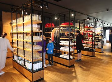 czechia/west-bohemia/shop/gift-shop-pilsner-urquell