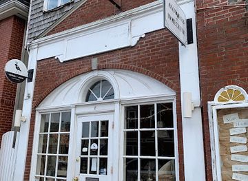 maine/camden/shop/vivien-and-coco