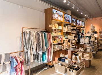 canada/ottawa/westboro/shop/pokoloko