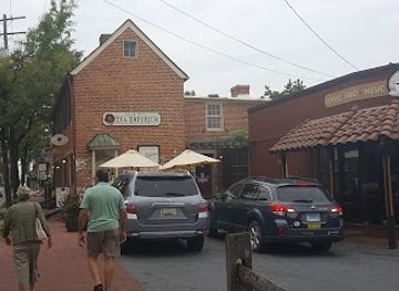 maryland/frederick/shop/everedy-square-shab-row