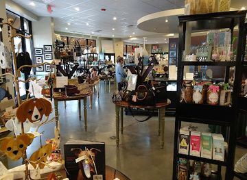 texas/houston/shop/lizzy-g-s-fine-gifts