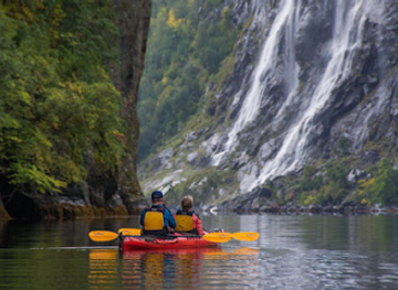 norway/geirangerfjord/shop/geiranger-kayak-centre