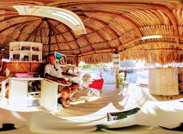 curacao/jan-thiel-beach/shop/zee-en-zon-pedicure-curacao