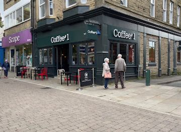 united-kingdom/peak-district/shop/the-springs-shopping-centre