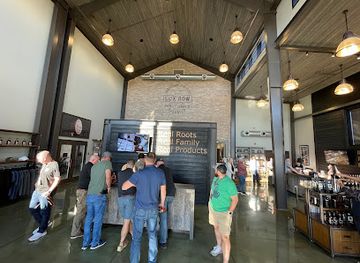 kentucky/bardstown/shop/lux-row-distillers