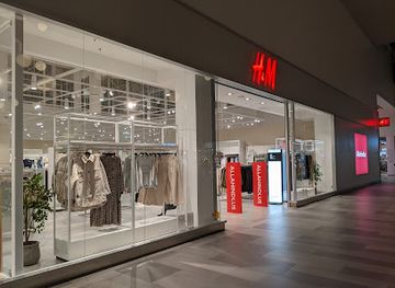 estonia/jõhvi/shop/h-m