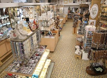 france/lourdes/shop/magasin-soubirous