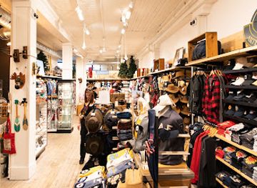 canada/monteregie/shop/artisans-canada
