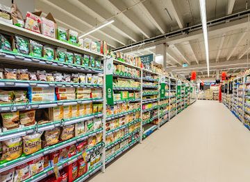 romania/buzau/shop/carrefour