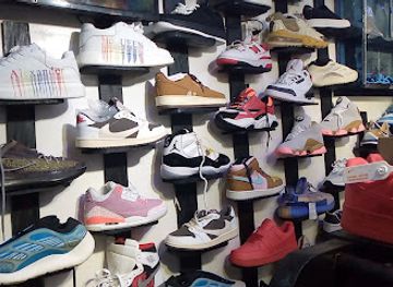 cameroon/centre-region/shop/pharaon-shopping-ekie