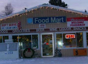 michigan/tahquamenon-falls-state-park/shop/gene-s-tahquamenon-general-store