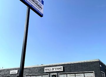 iowa/stone-state-park/shop/wall-of-fame