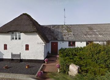 denmark/wadden-sea-national-park/shop/rejsby-antique-furniture