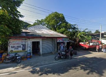 philippines/pagudpud/shop/mark-mariel-store