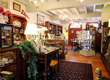 virginia/petersburg/shop/pennistons-alley-antiques