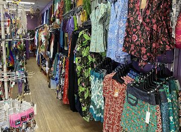 australia/kakadu-national-park/shop/birds-of-paradise-fashions