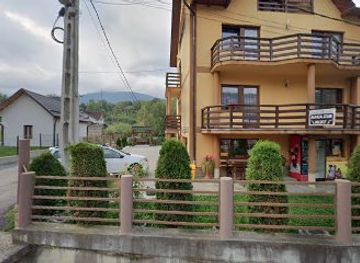 romania/rodnei-mountains/shop/magazin-la-gogu-si-ionela